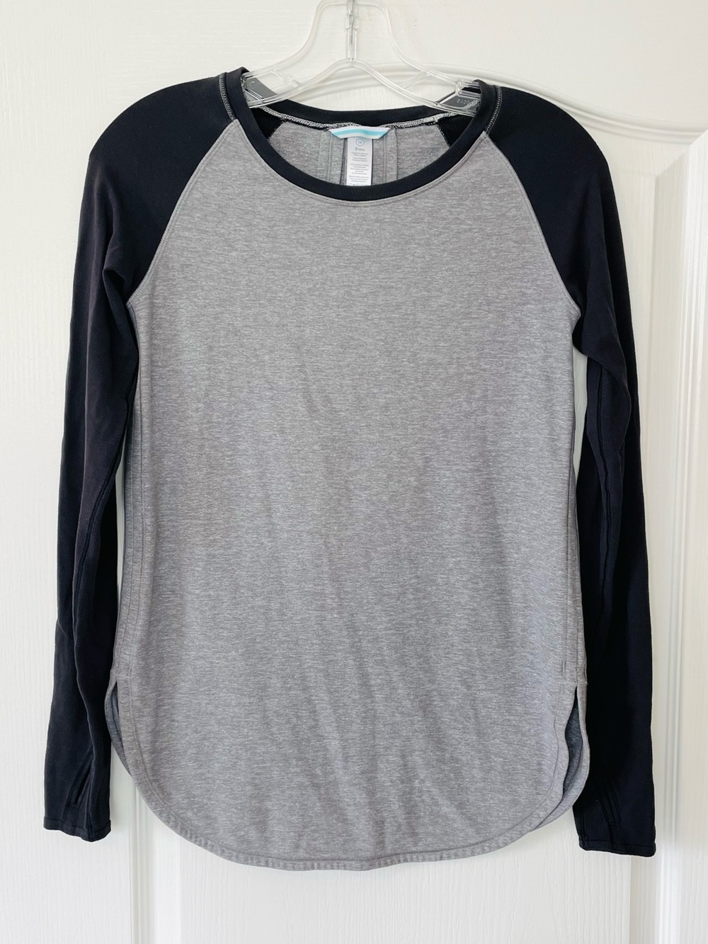 Ivivva by Lululemon Girls Gray and Black Raglan Long Sleeve Top - Size 14